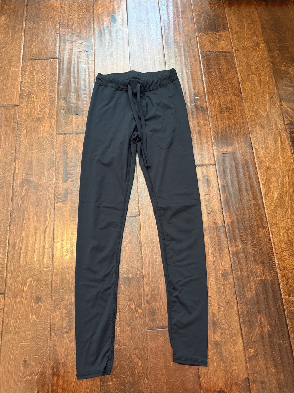 Black Alo drawstring leggings
